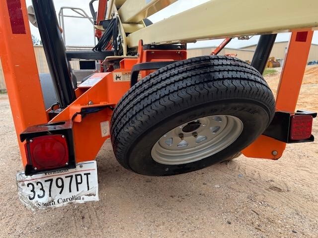 2018 JLG T350-7