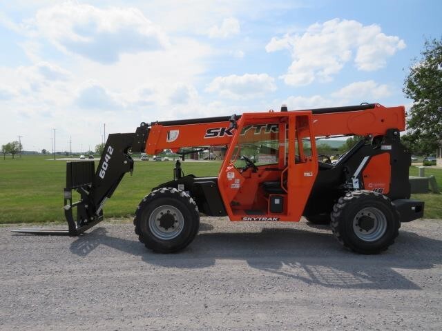 2024 SkyTrak 6042