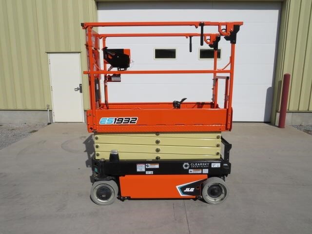 2025 JLG ES1932-6