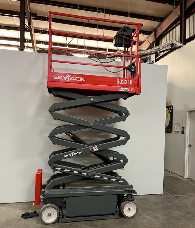 2021 Skyjack SJ3219-12
