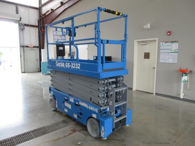 2025 Genie GS-3232-3