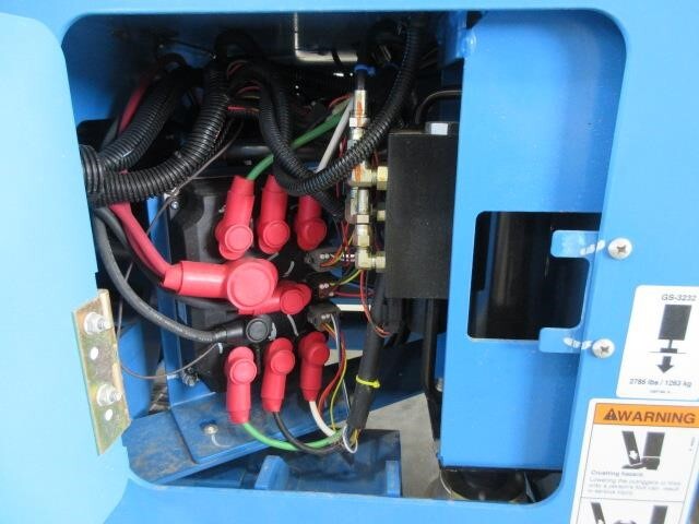 2025 Genie GS-3232-18