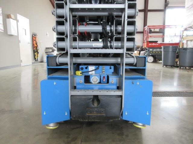 2025 Genie GS-3232-22