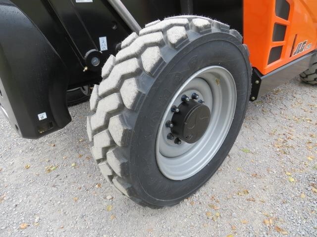 2025 JLG 1055-13