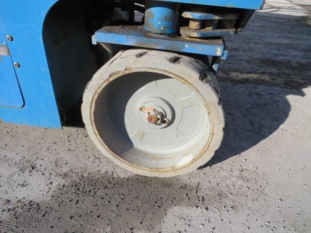 2015 Genie GS-4047-8