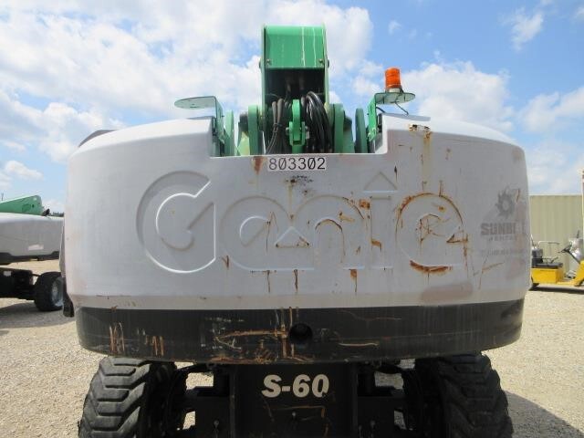 2016 Genie S-60X-16