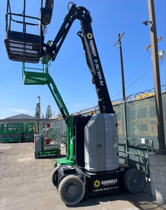 2016 Genie Z-30/20N RJ-1