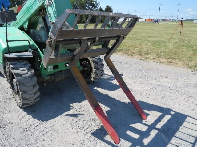 2016 Genie GTH-5519 Picture 11 2016 Genie GTH-5519-11