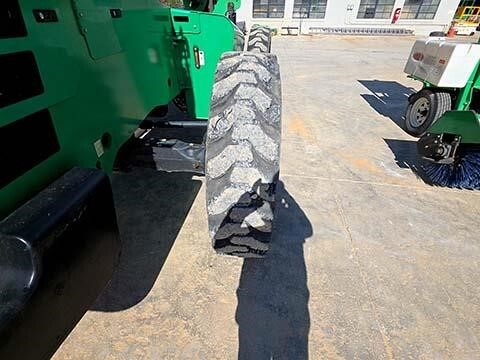 2016 SkyTrak 8042-16