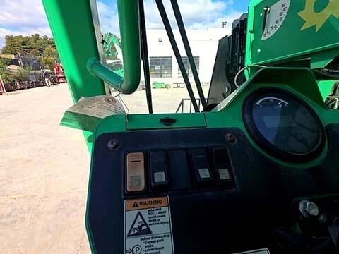 2016 SkyTrak 8042-24