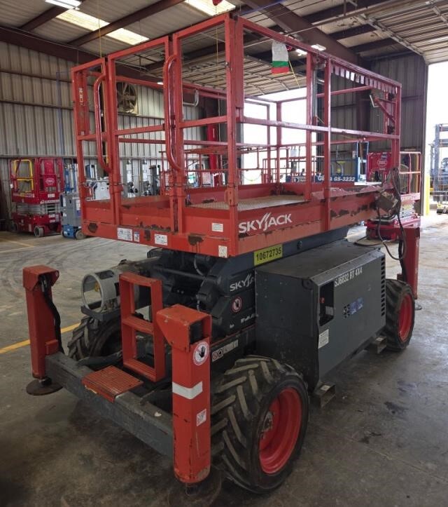 2017 Skyjack SJ-6832RT-1