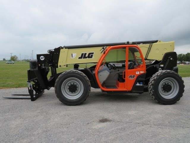 2025 JLG 1055