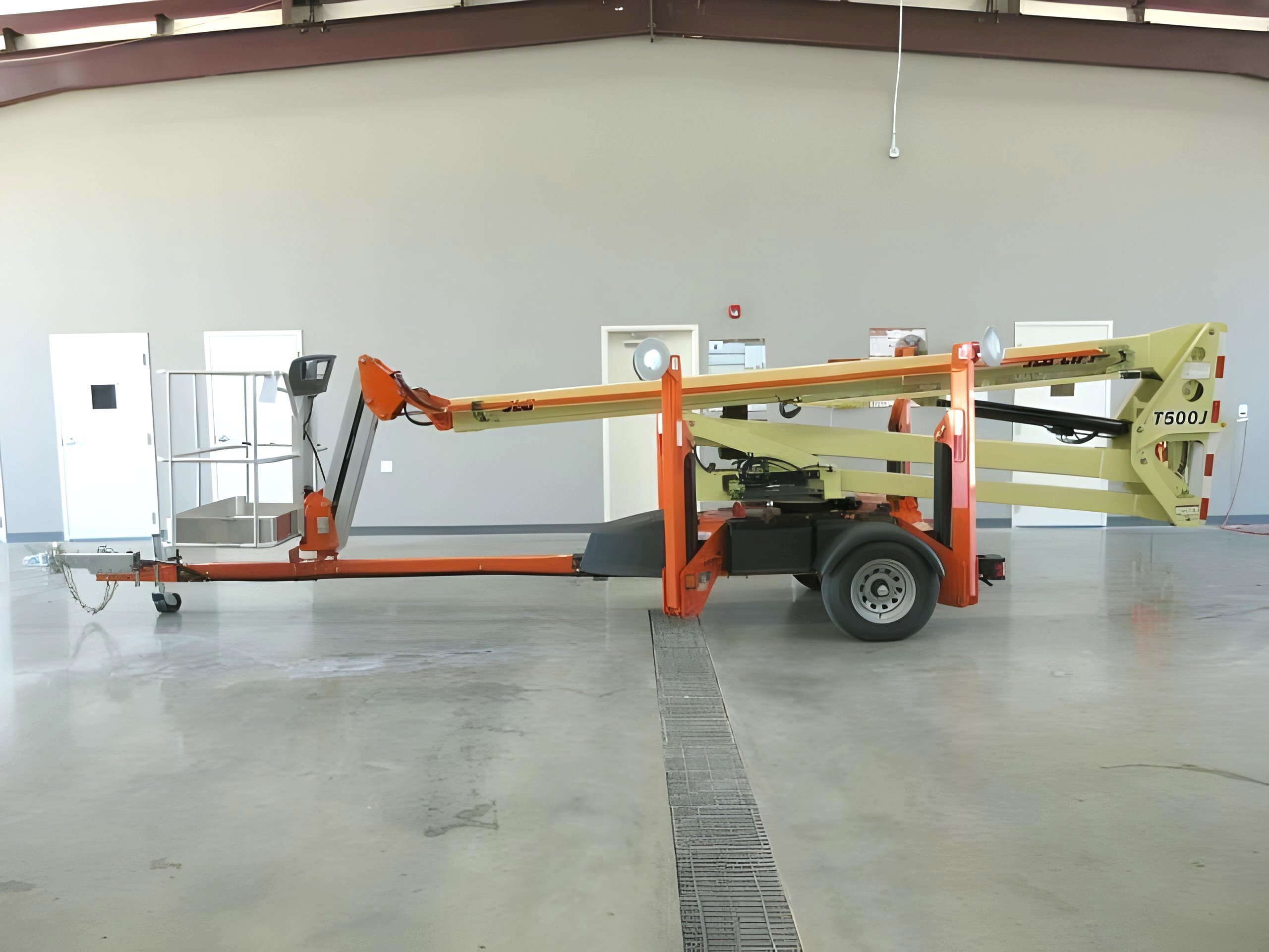 2024 JLG T500J