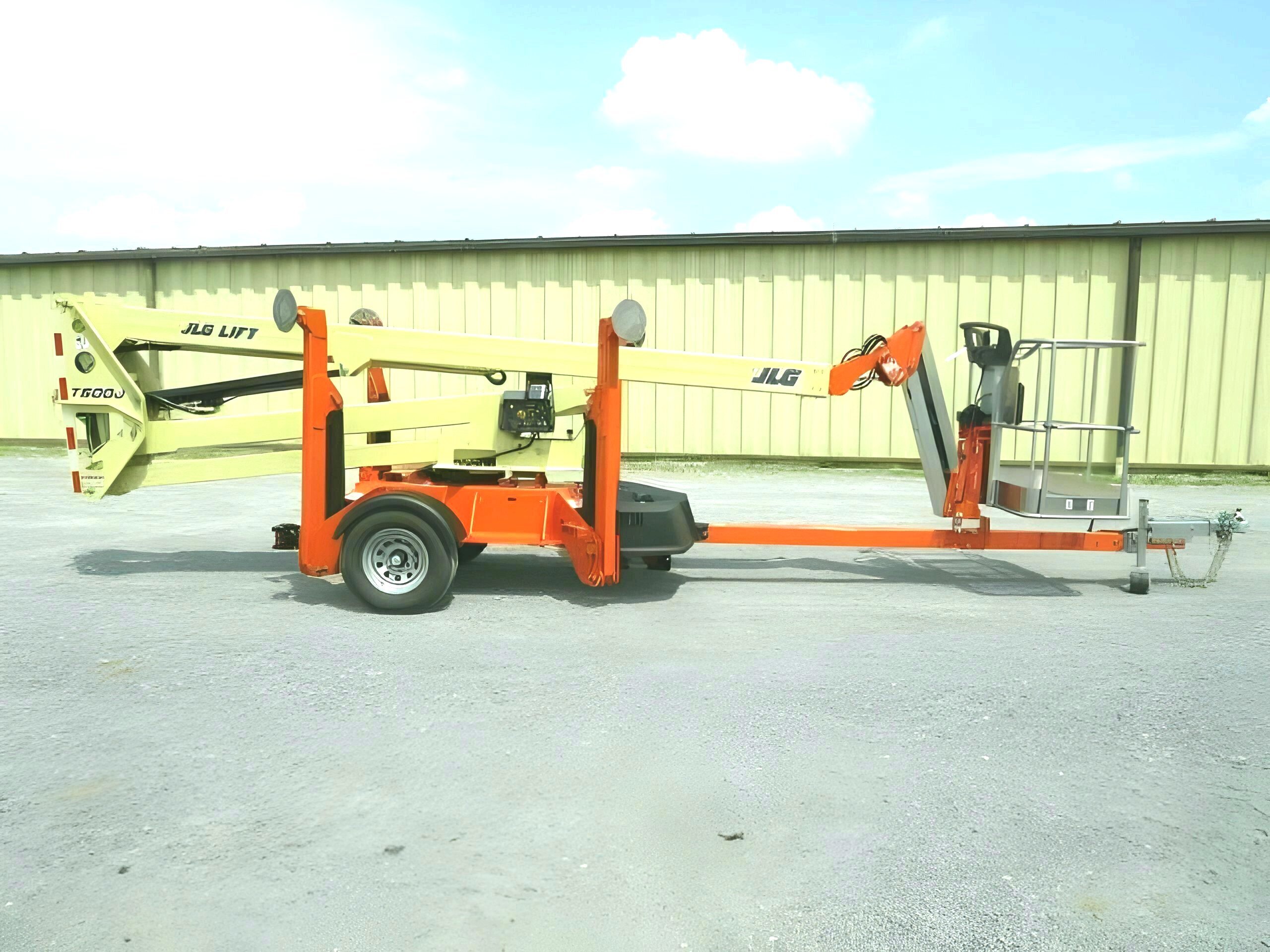 2024 JLG T500J
