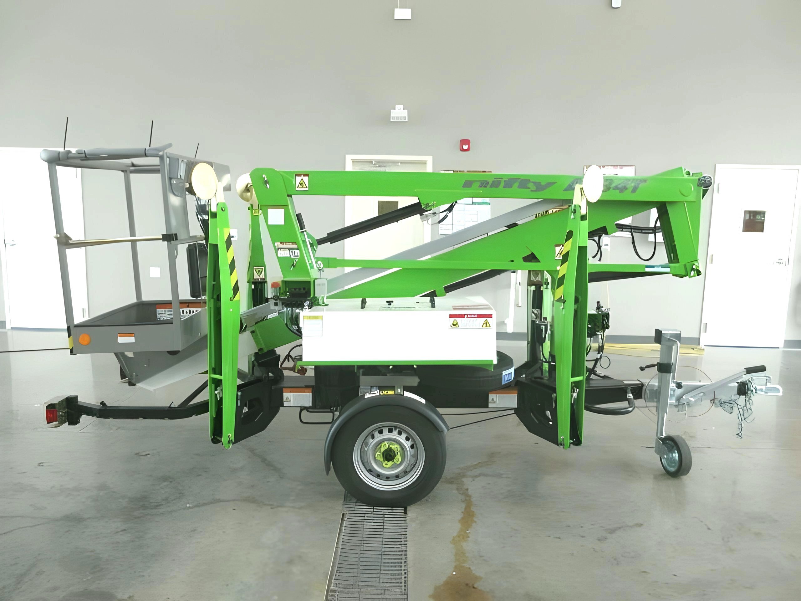 2025 Niftylift AT34T