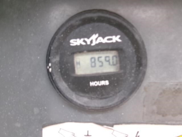 2018 Skyjack SJ-6832RT-23