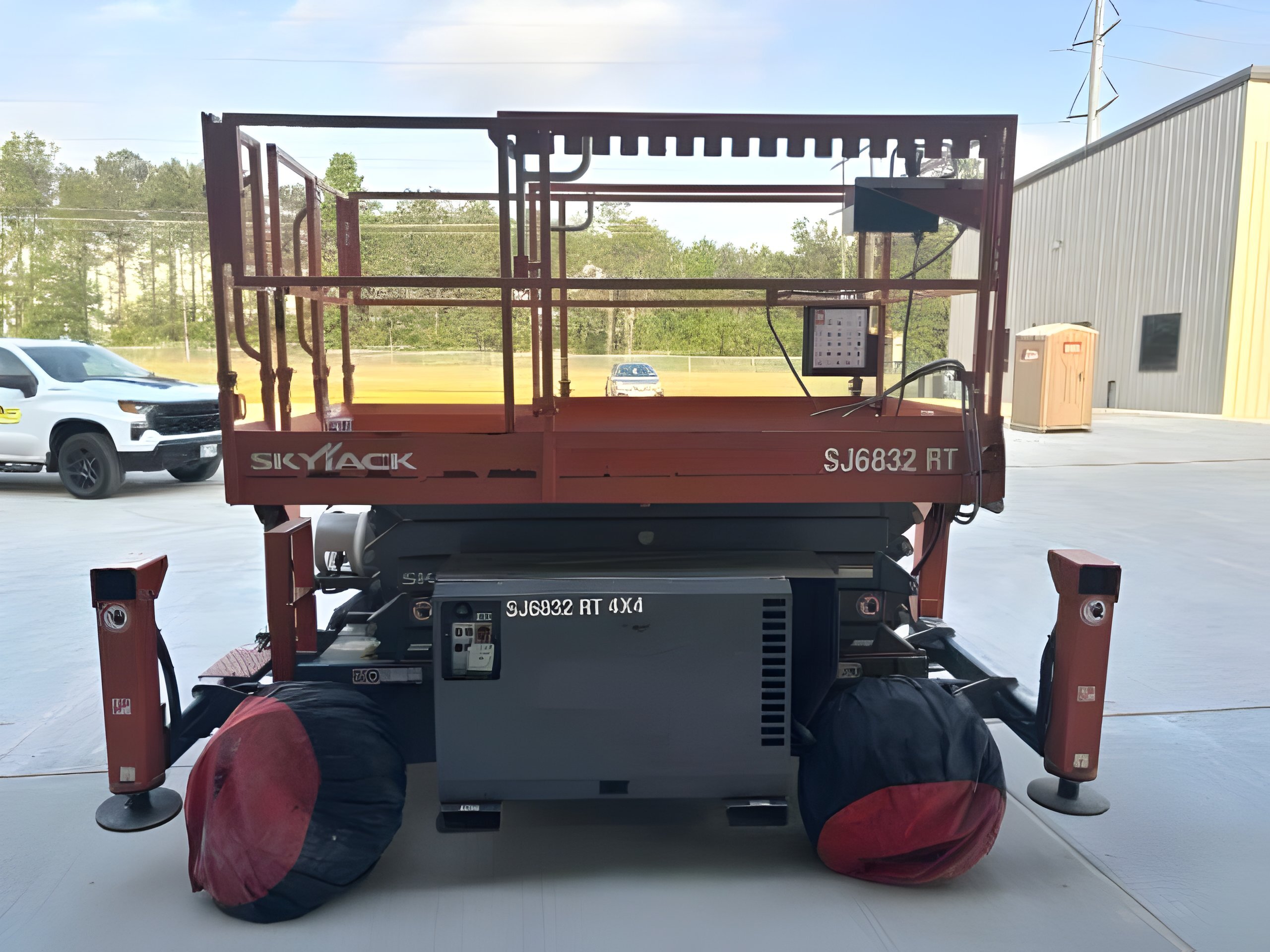 2018 Skyjack SJ-6832RT