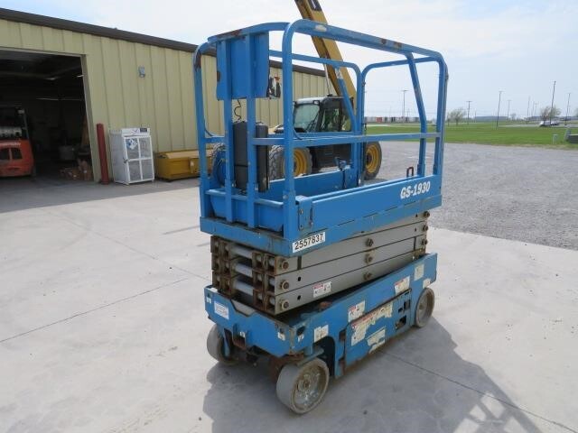 2017 Genie GS-1930-4