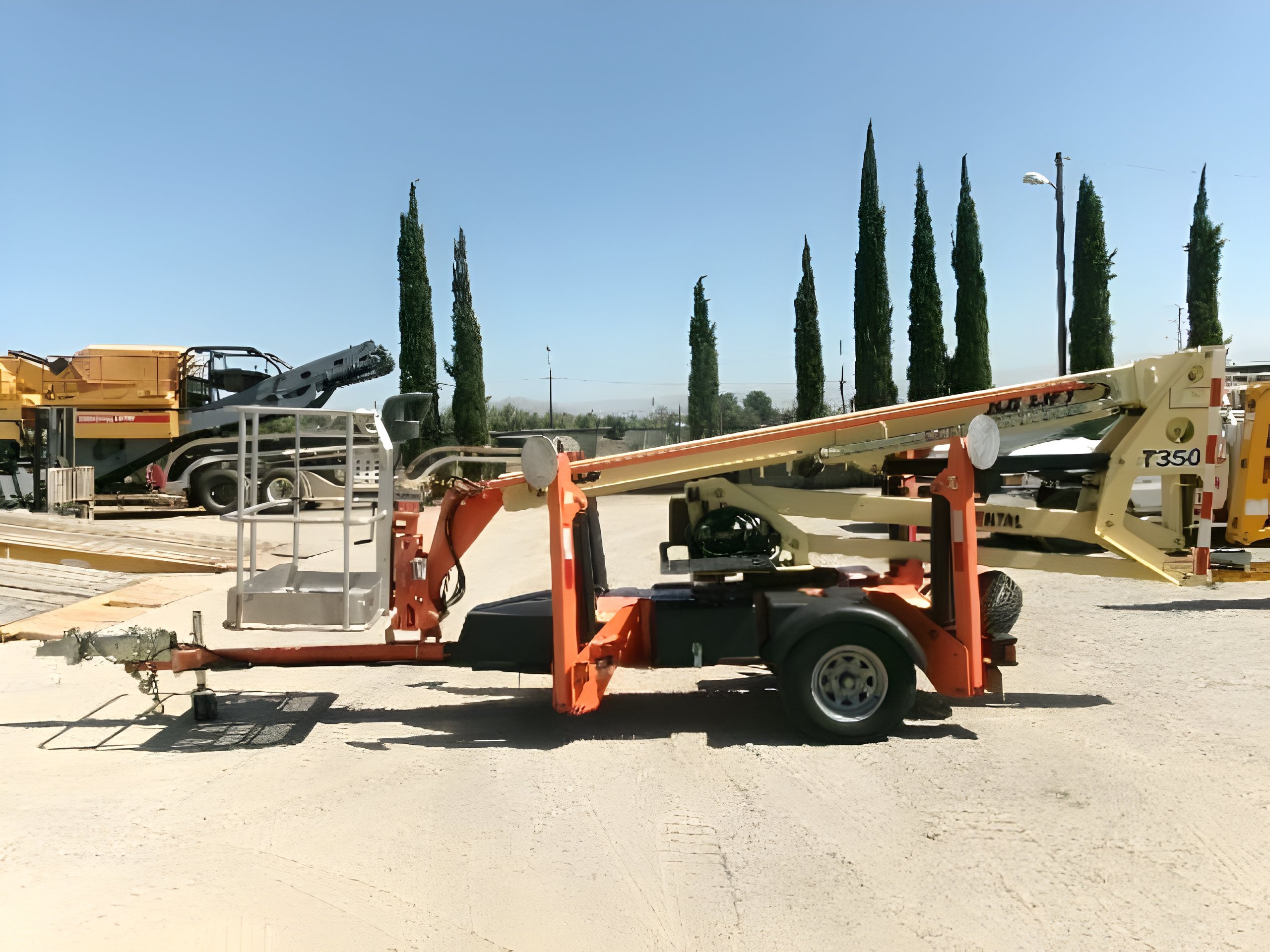2018 JLG T350