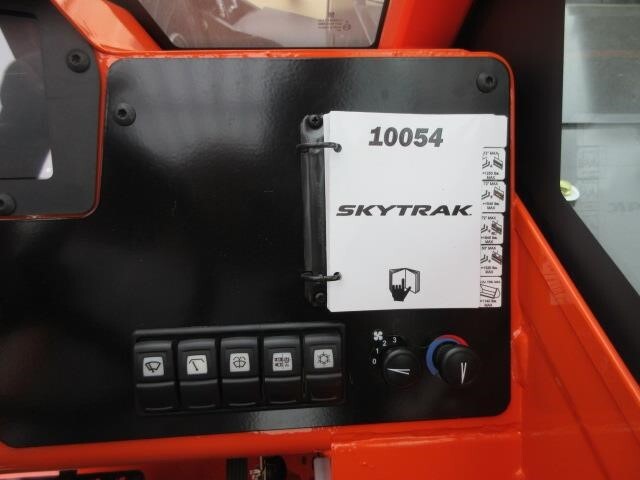 2025 SkyTrak 10054-26