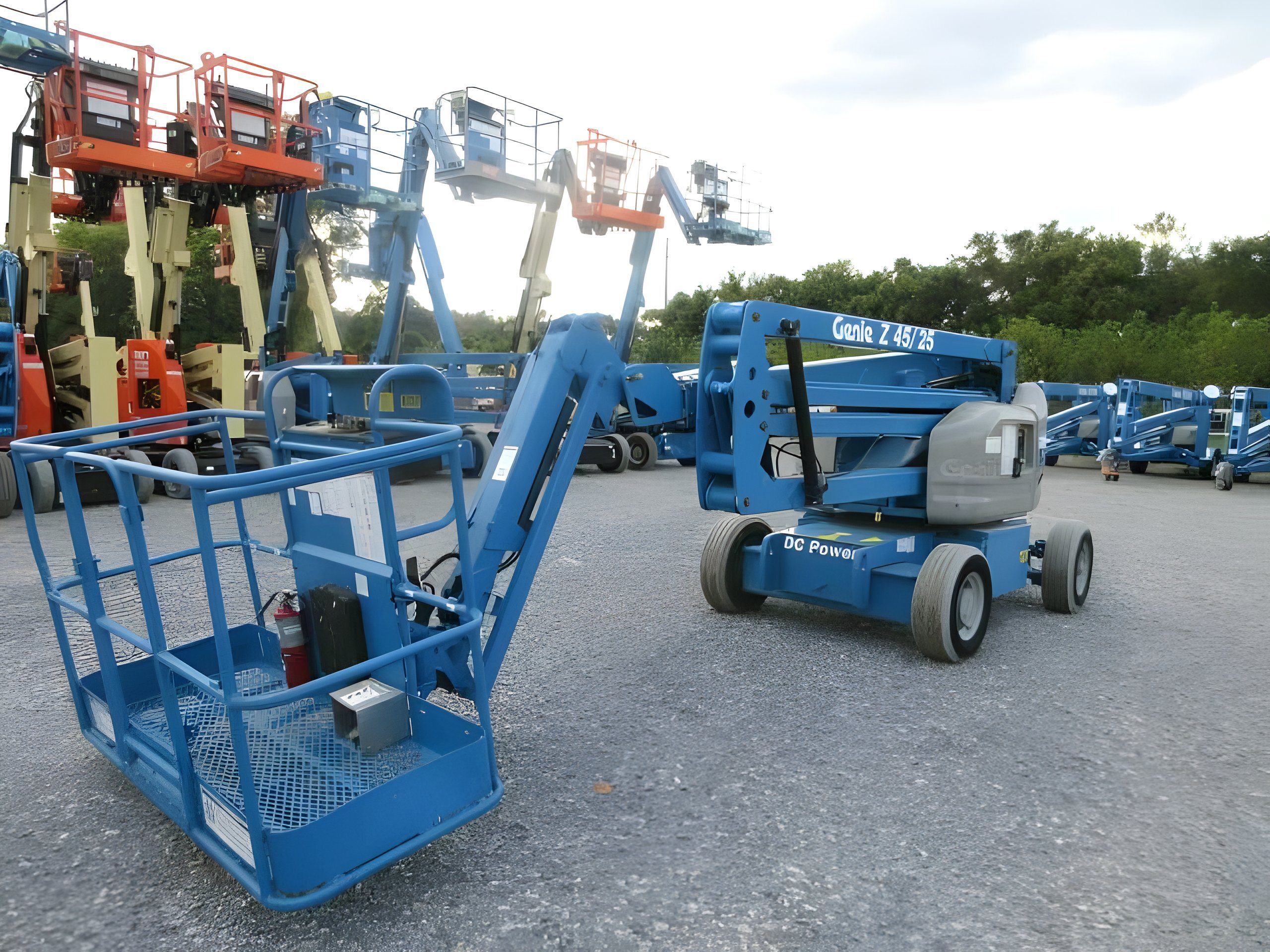 2016 Genie Z-45/25J DC