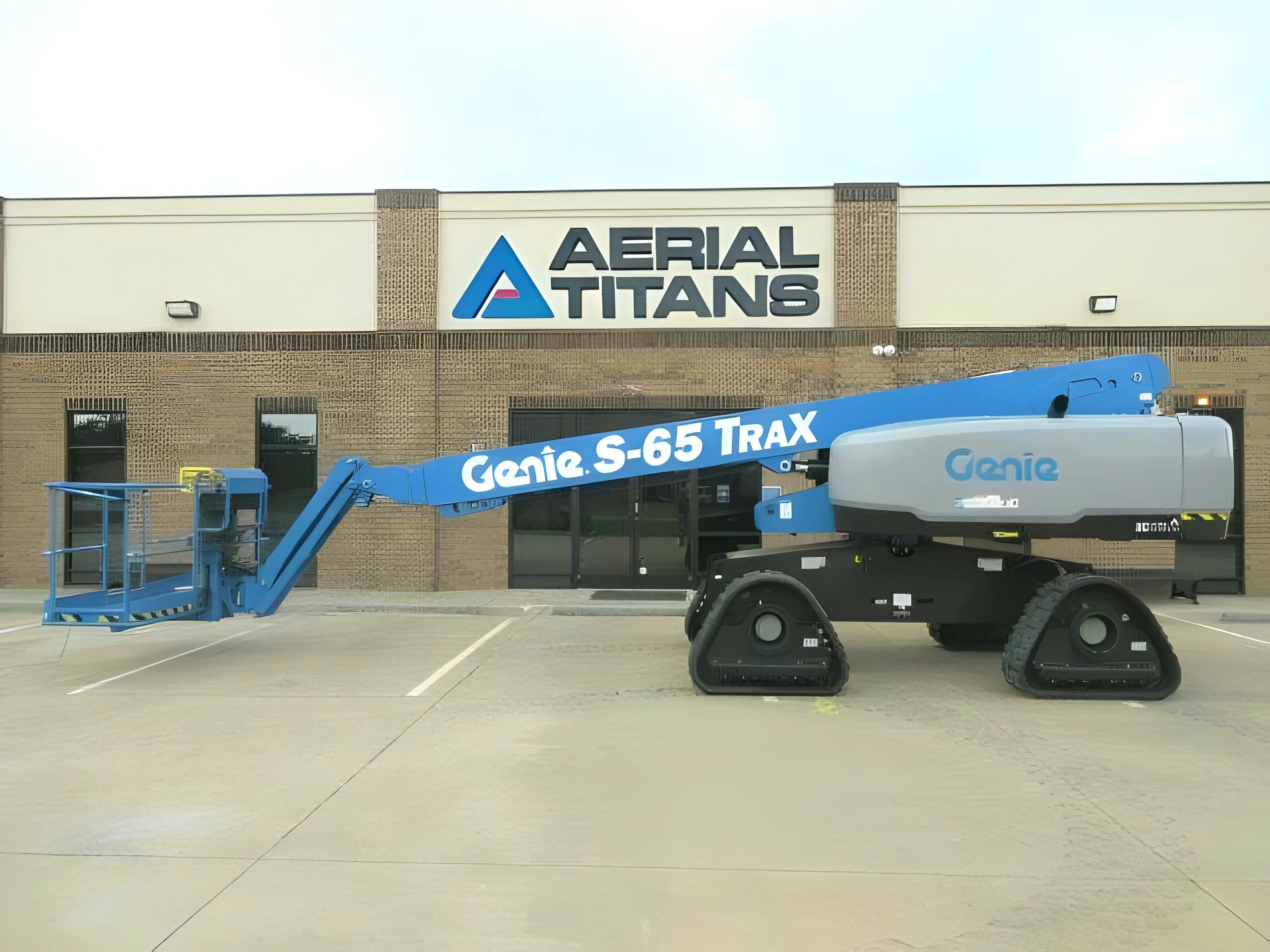 2025 Genie S-65 Trax