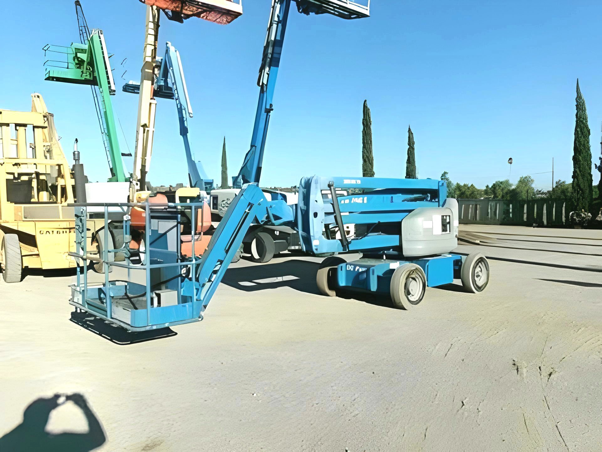 2016 Genie Z-45/25J DC