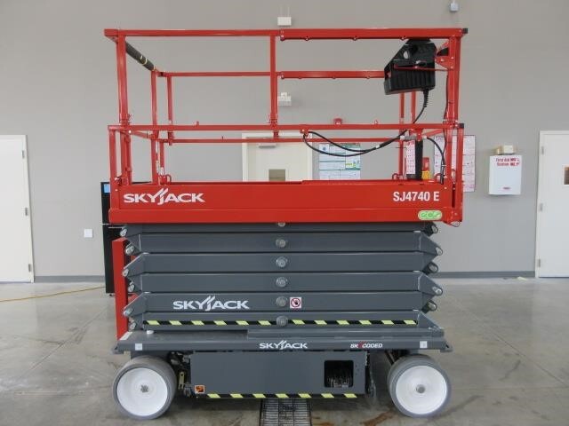 2025 Skyjack SJ4740E-5