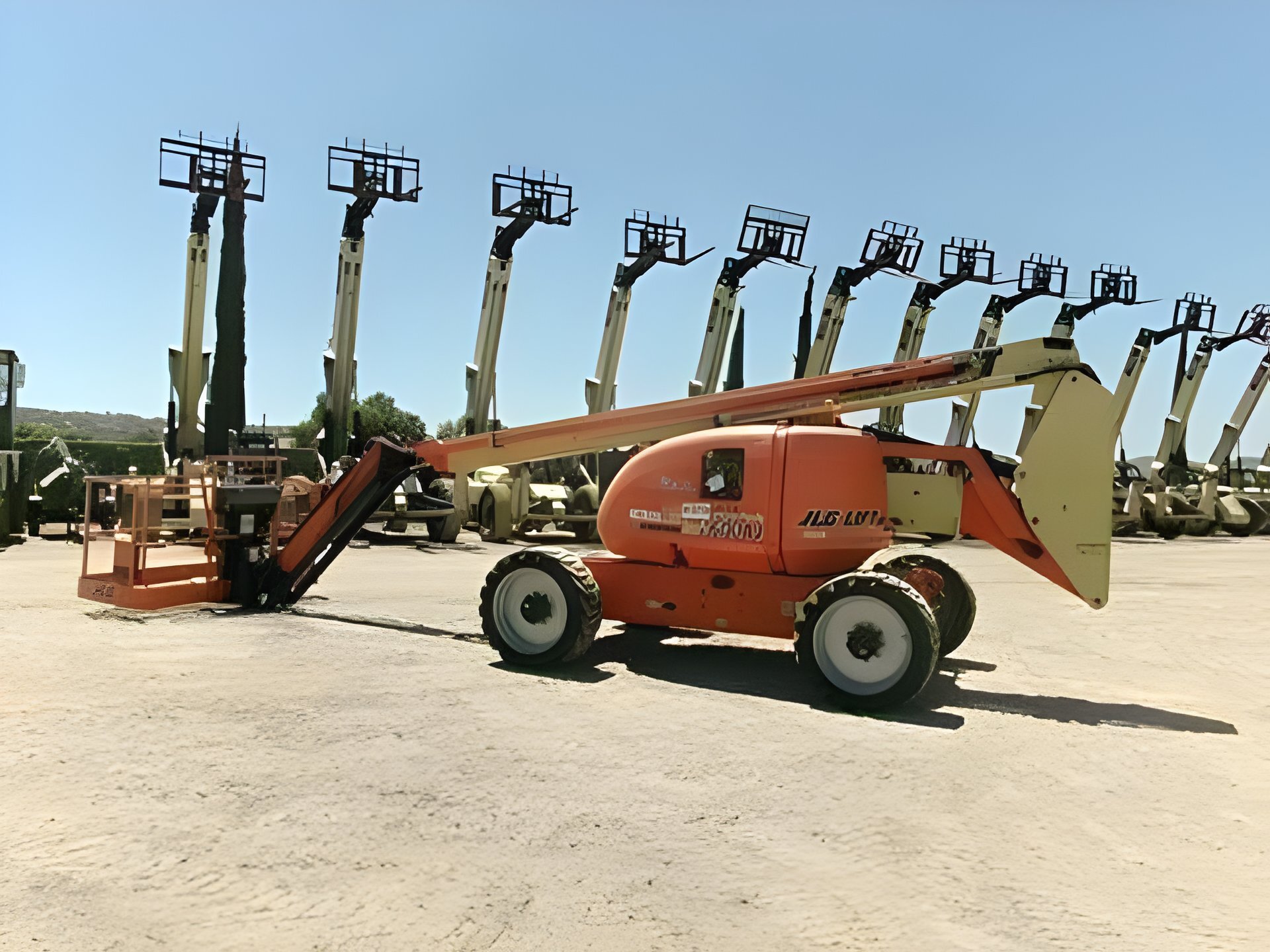 2020 JLG 600AJ