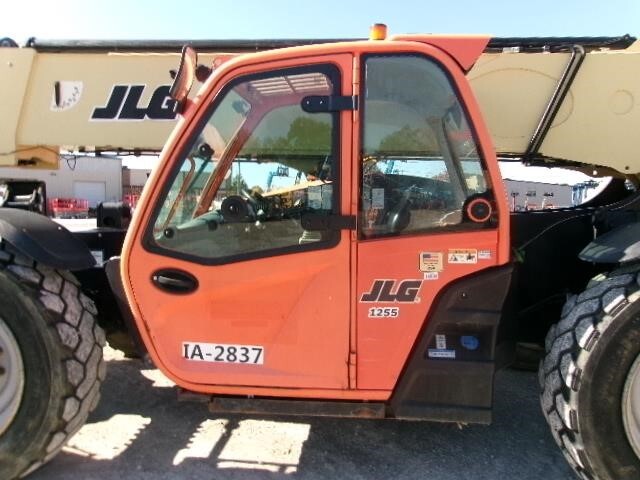 2017 JLG 1255-21