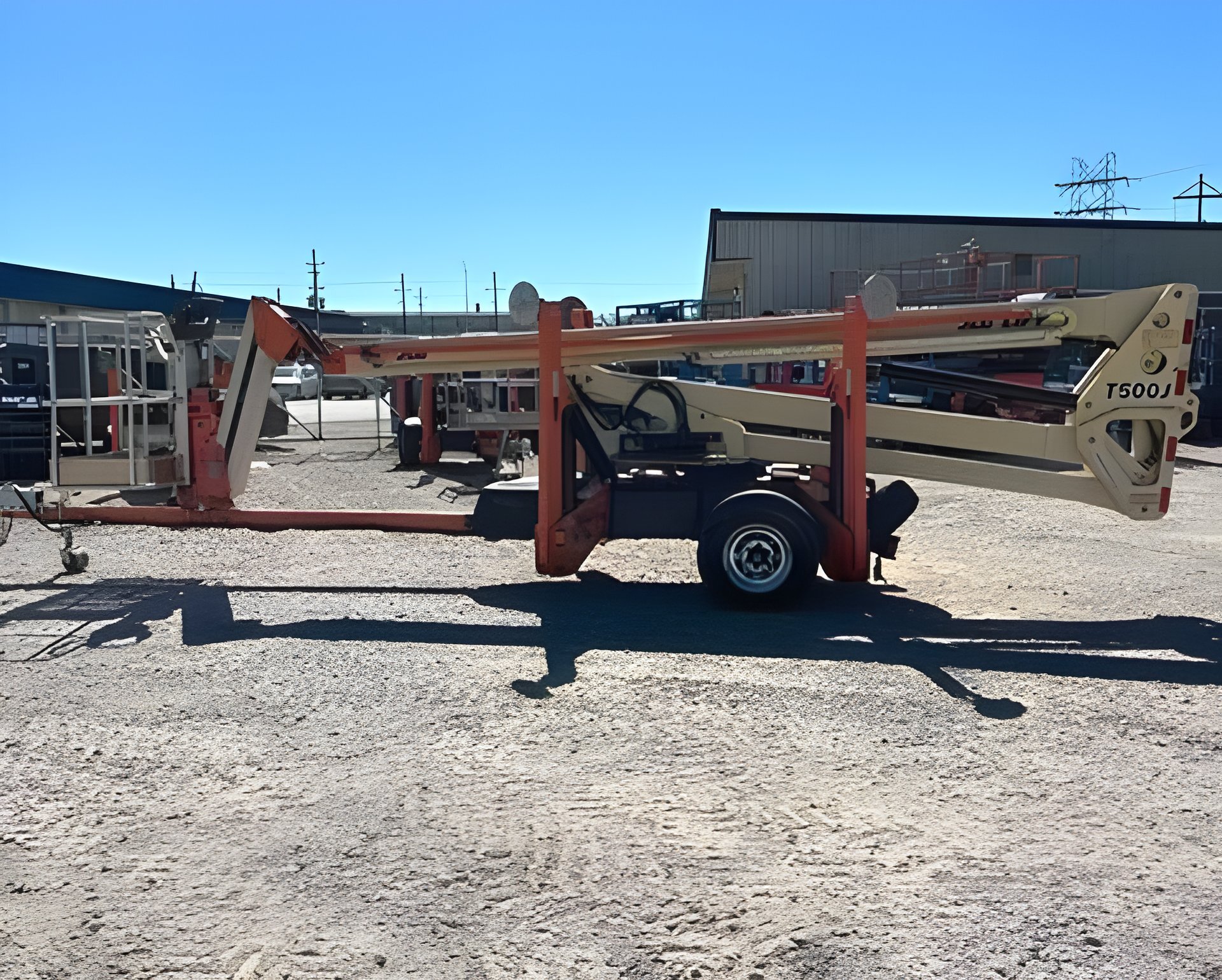 2018 JLG T500J