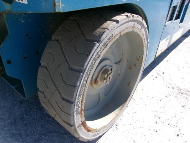 2018 Genie GS-3246-8