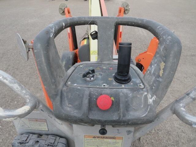 2018 JLG T350-19