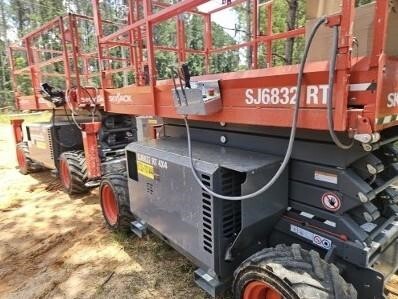 2017 Skyjack SJ-6832RT-3