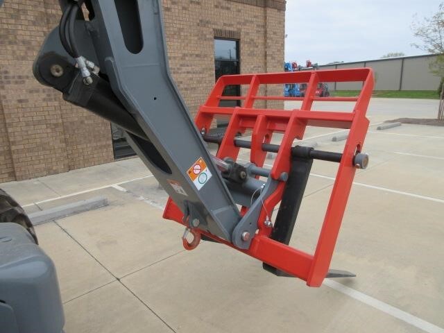 2025 Skyjack SJ843 TH-8