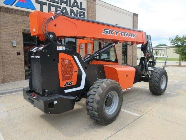 2025 SkyTrak 6042-6