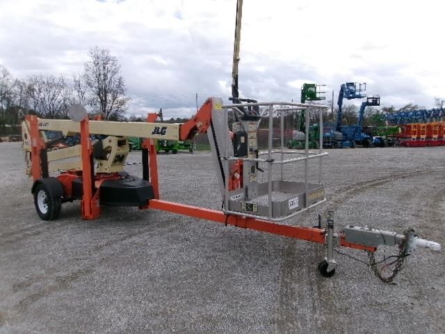 2019 JLG T500J-2