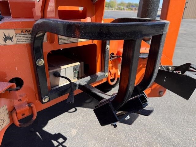 2019 JLG T350-10