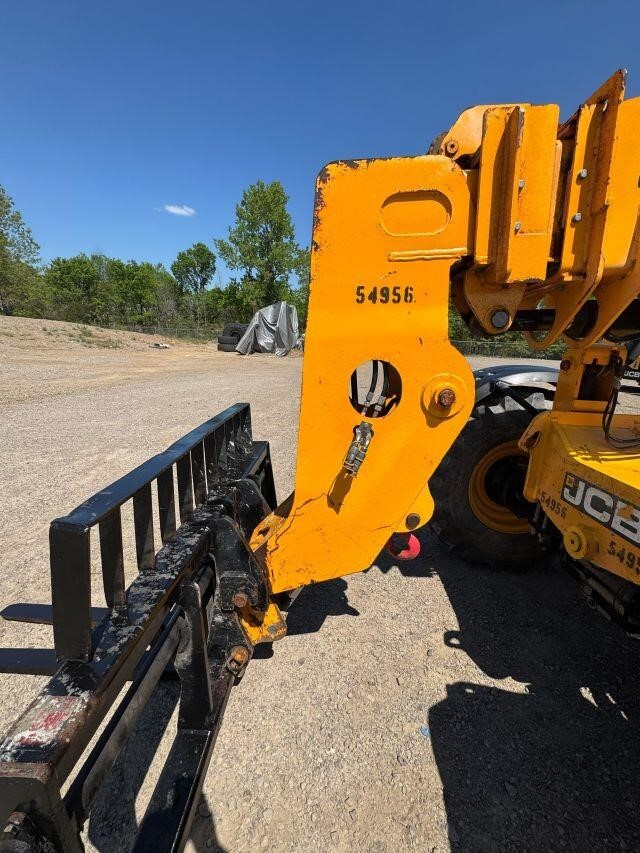 2019 JCB 509-42-32