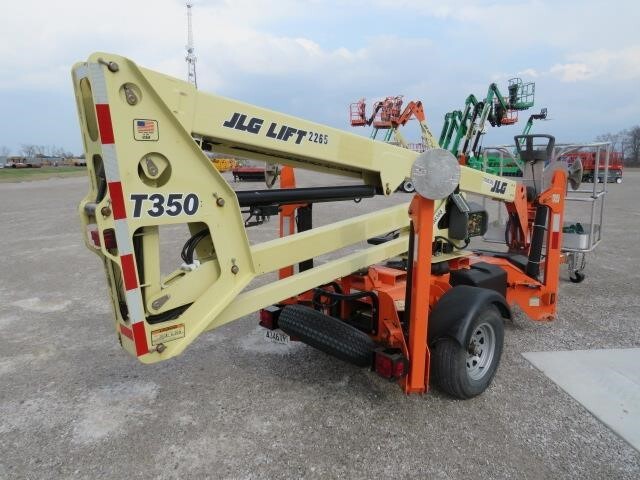 2019 JLG T350-6