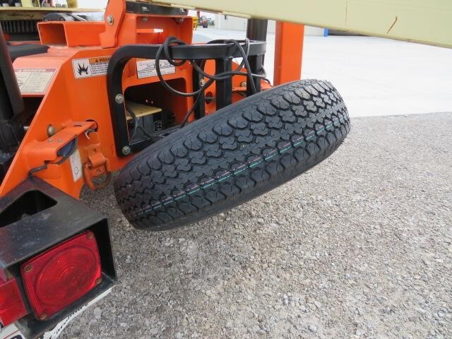 2019 JLG T350-19