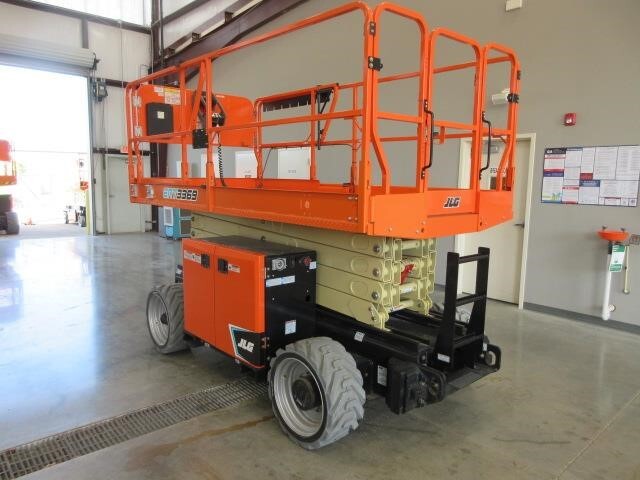 2025 JLG ERT3369-3