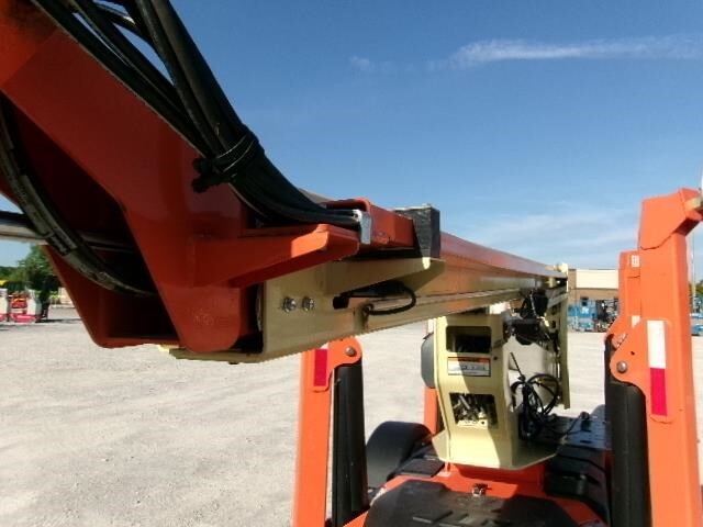 2023 JLG T500J-12
