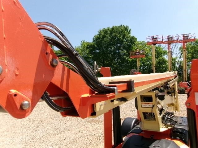 2023 JLG T500J-12