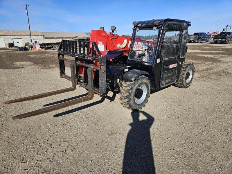 Photo of a 2020 Manitou MTA5519 S3