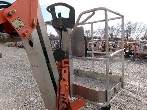 2018 JLG T500J-17