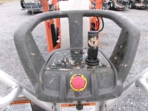 2019 JLG T500J-8