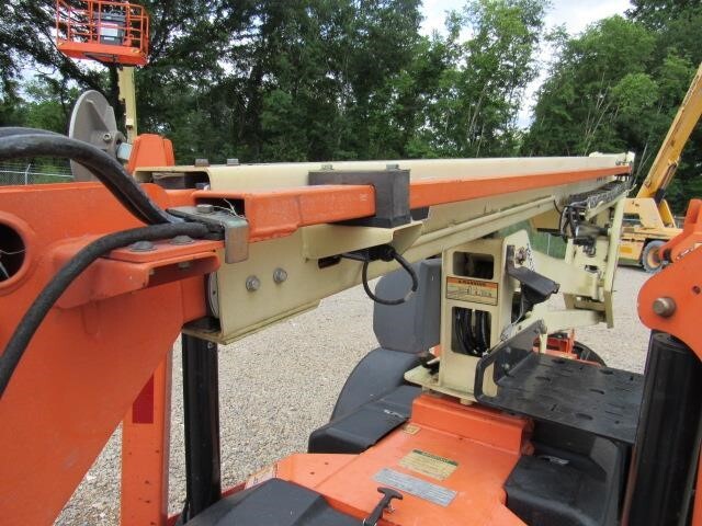 2019 JLG T350-14