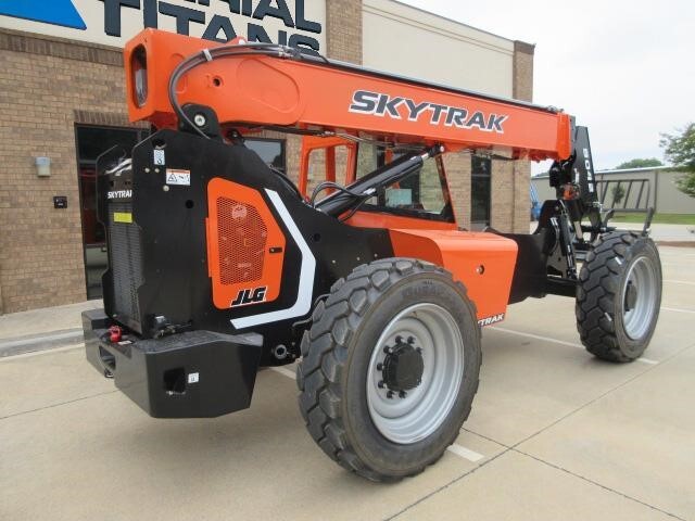 2026 SkyTrak 8042-6