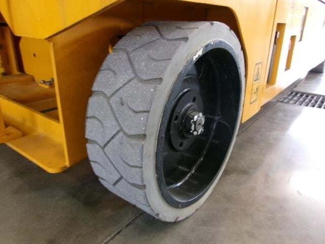 2023 JCB S4550E-8